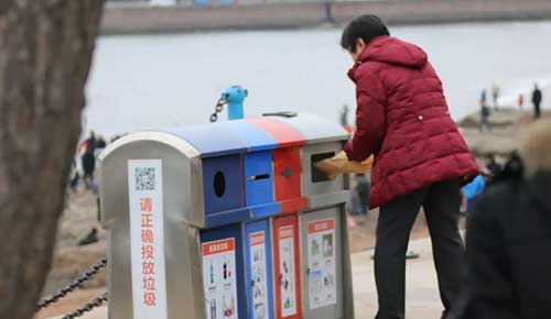 如何分類生活垃圾？四色垃圾桶，收納種類各不同